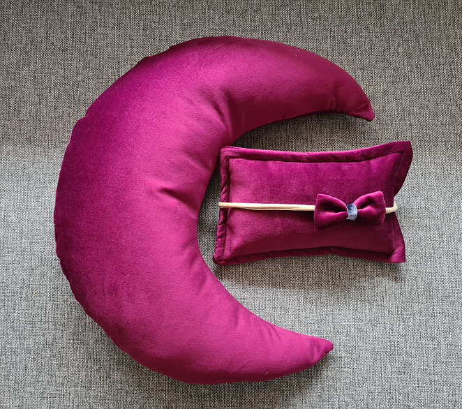 pillow and crescent set